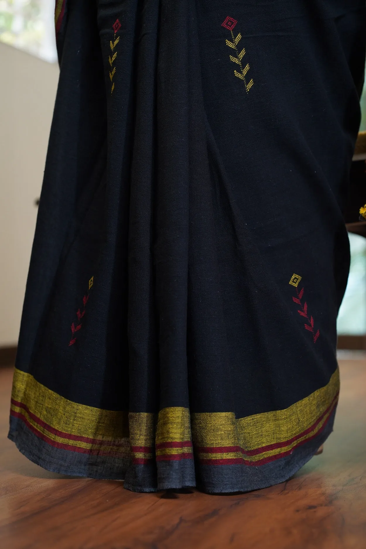 Bhujodi Handwoven Kala Cotton Saree