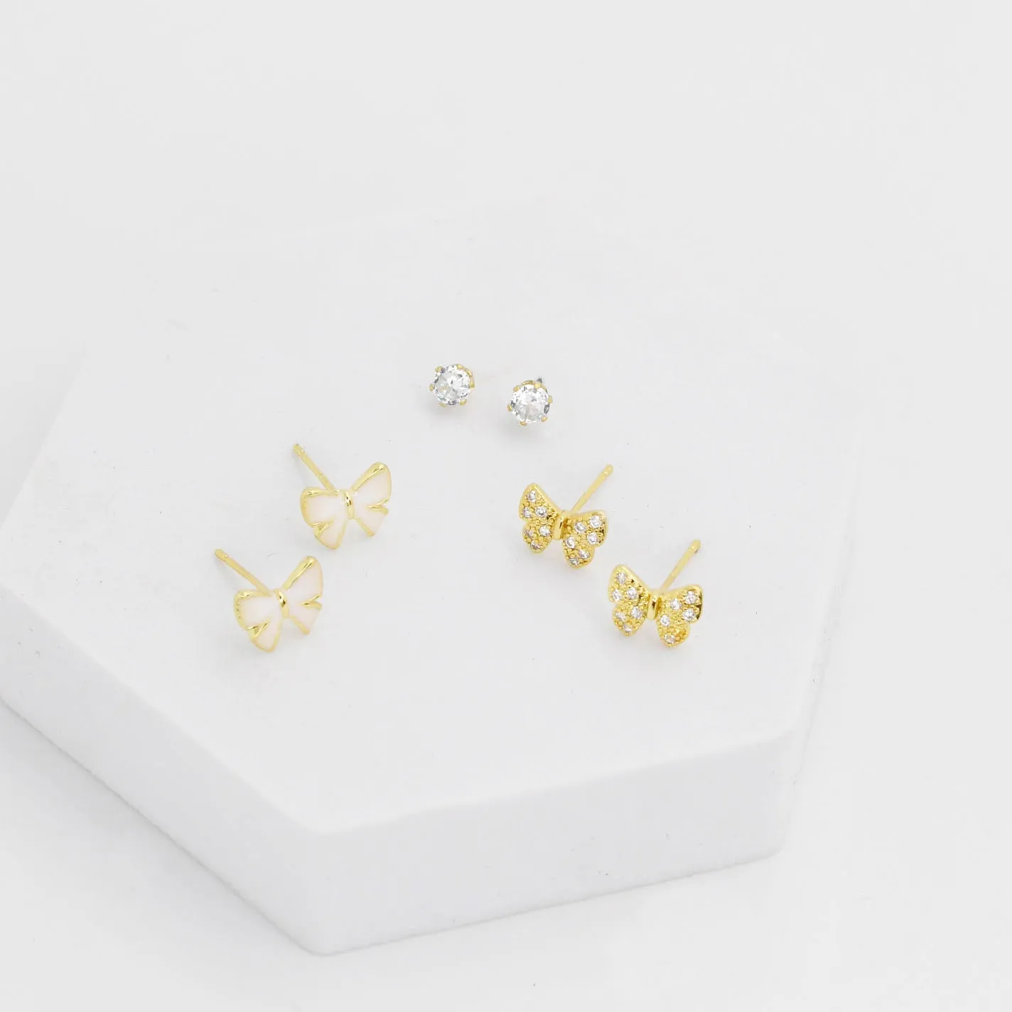 Bow Stud Set D87