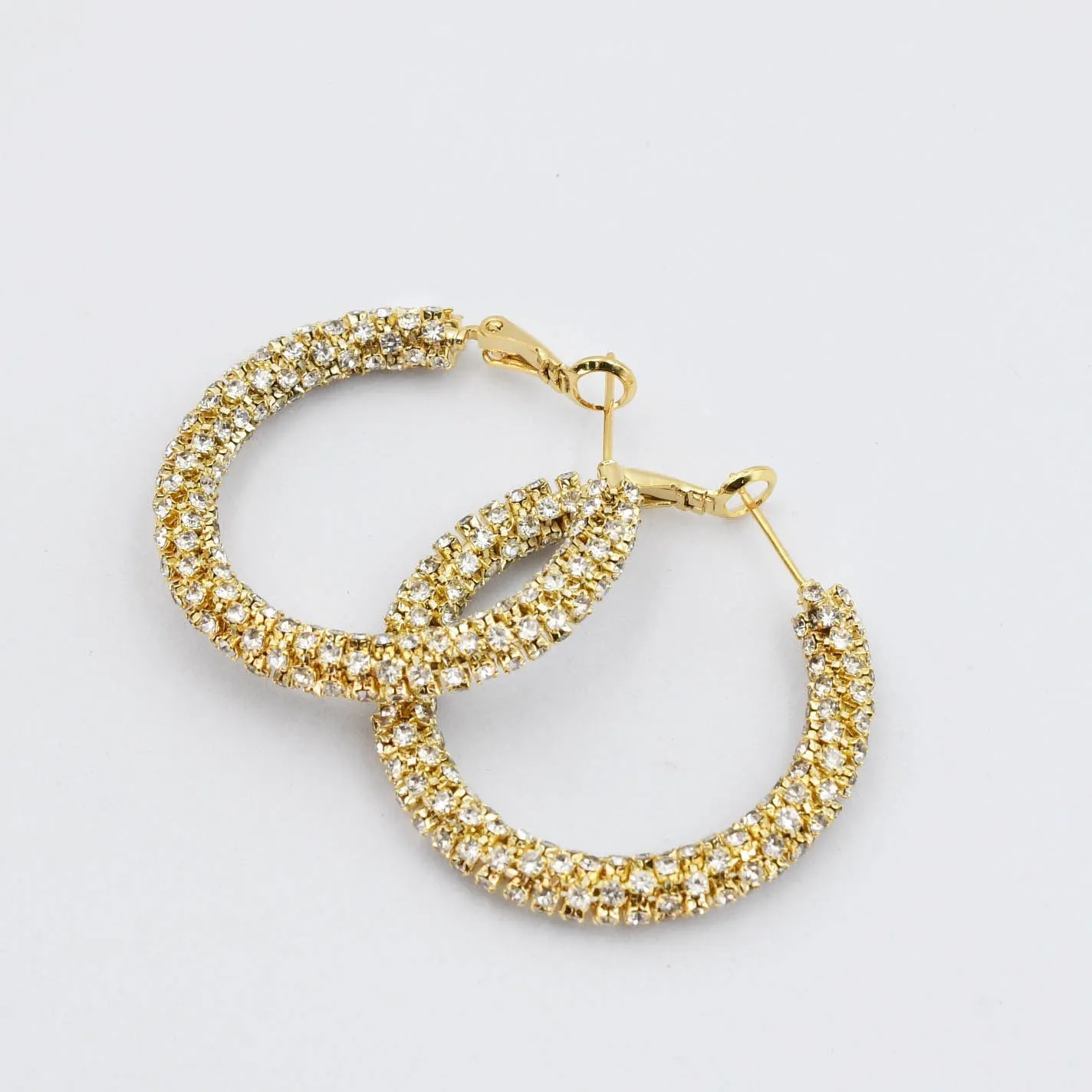 Chic Crystal Hoop E29