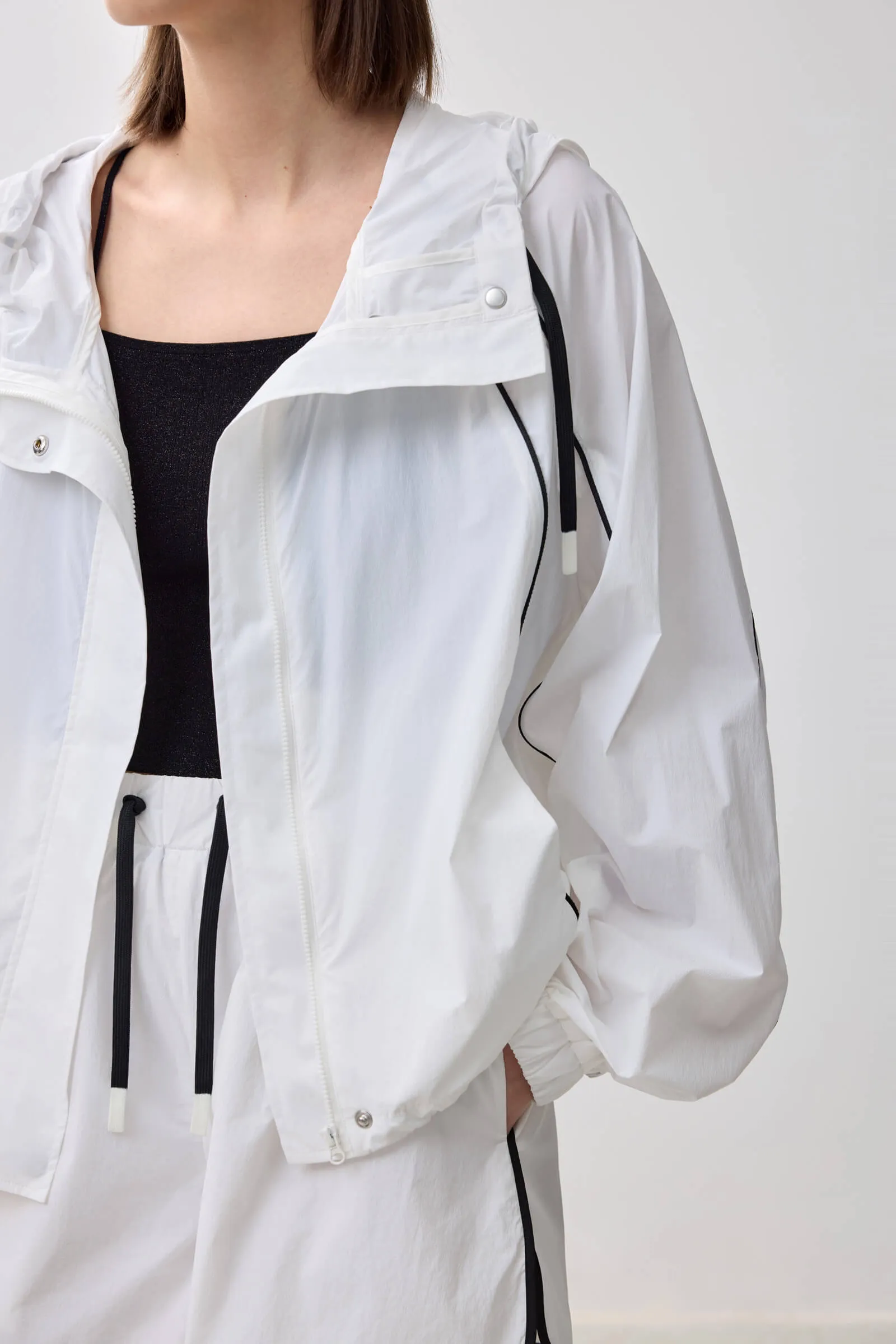 LILY Sporty Hooded Light Jacket