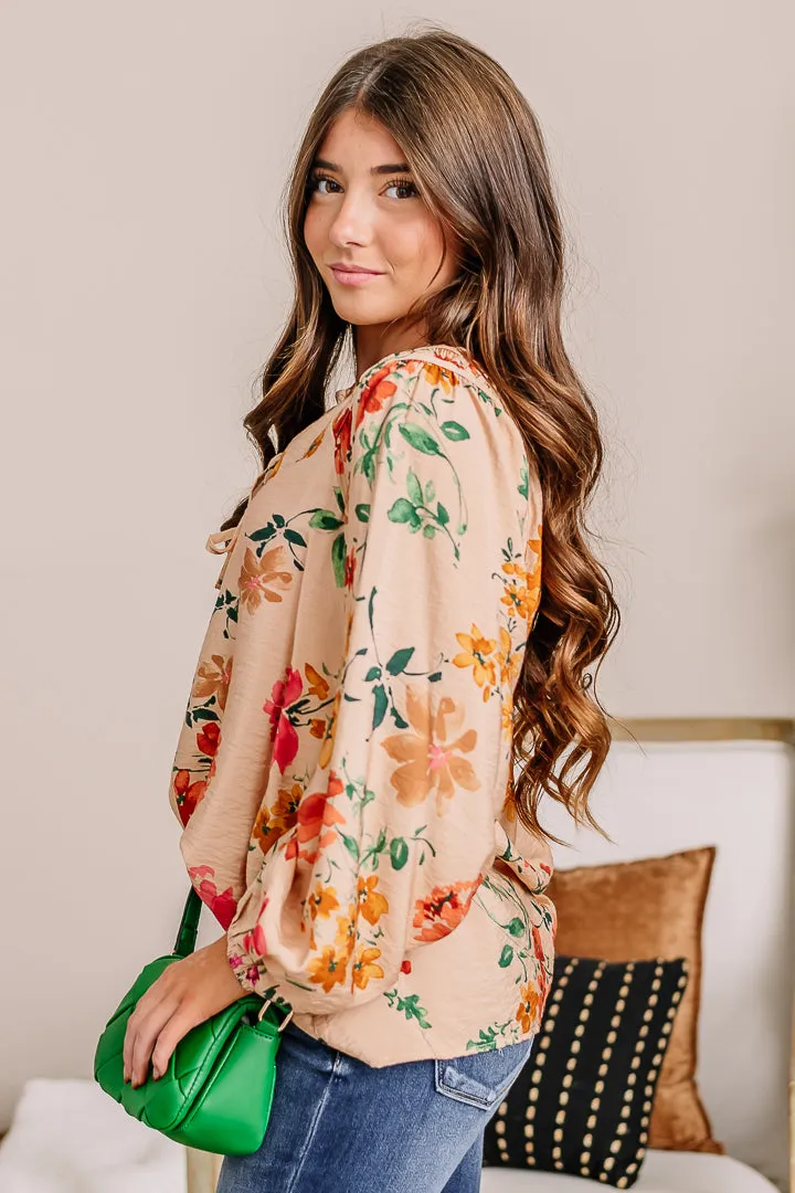 Telling Stories Floral Top | Taupe