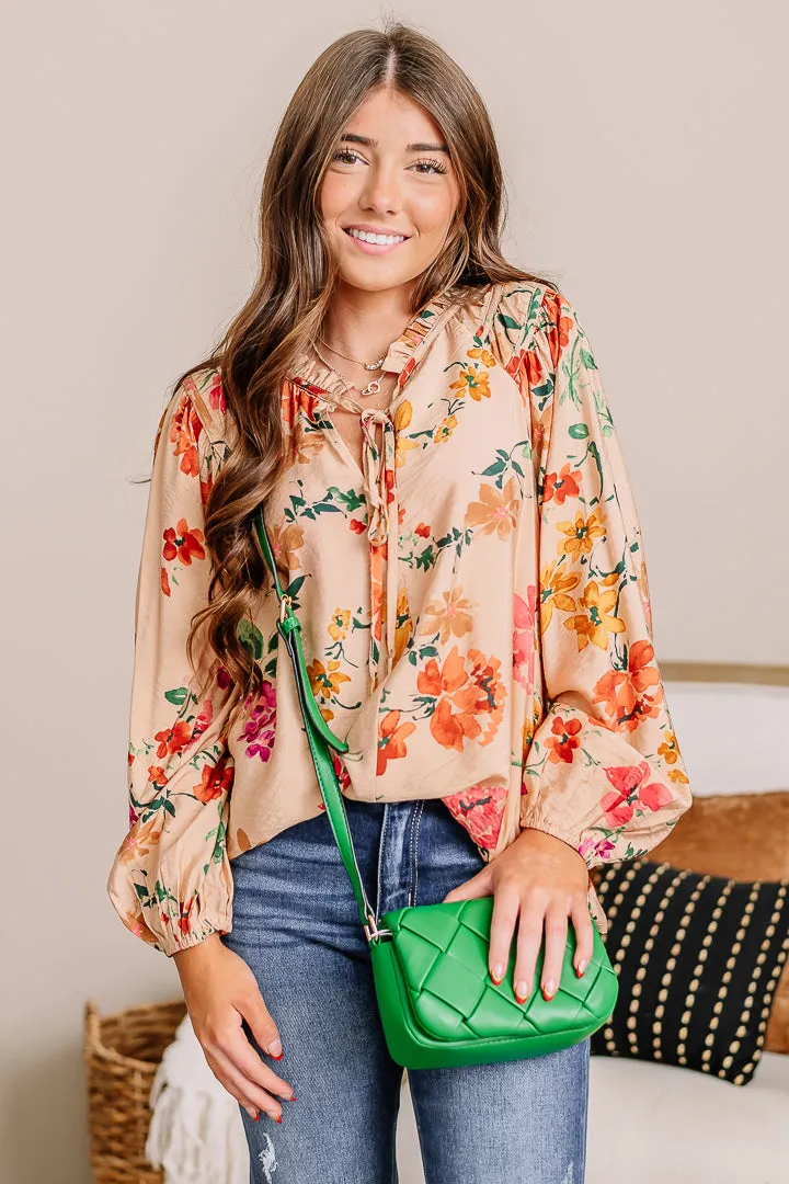 Telling Stories Floral Top | Taupe