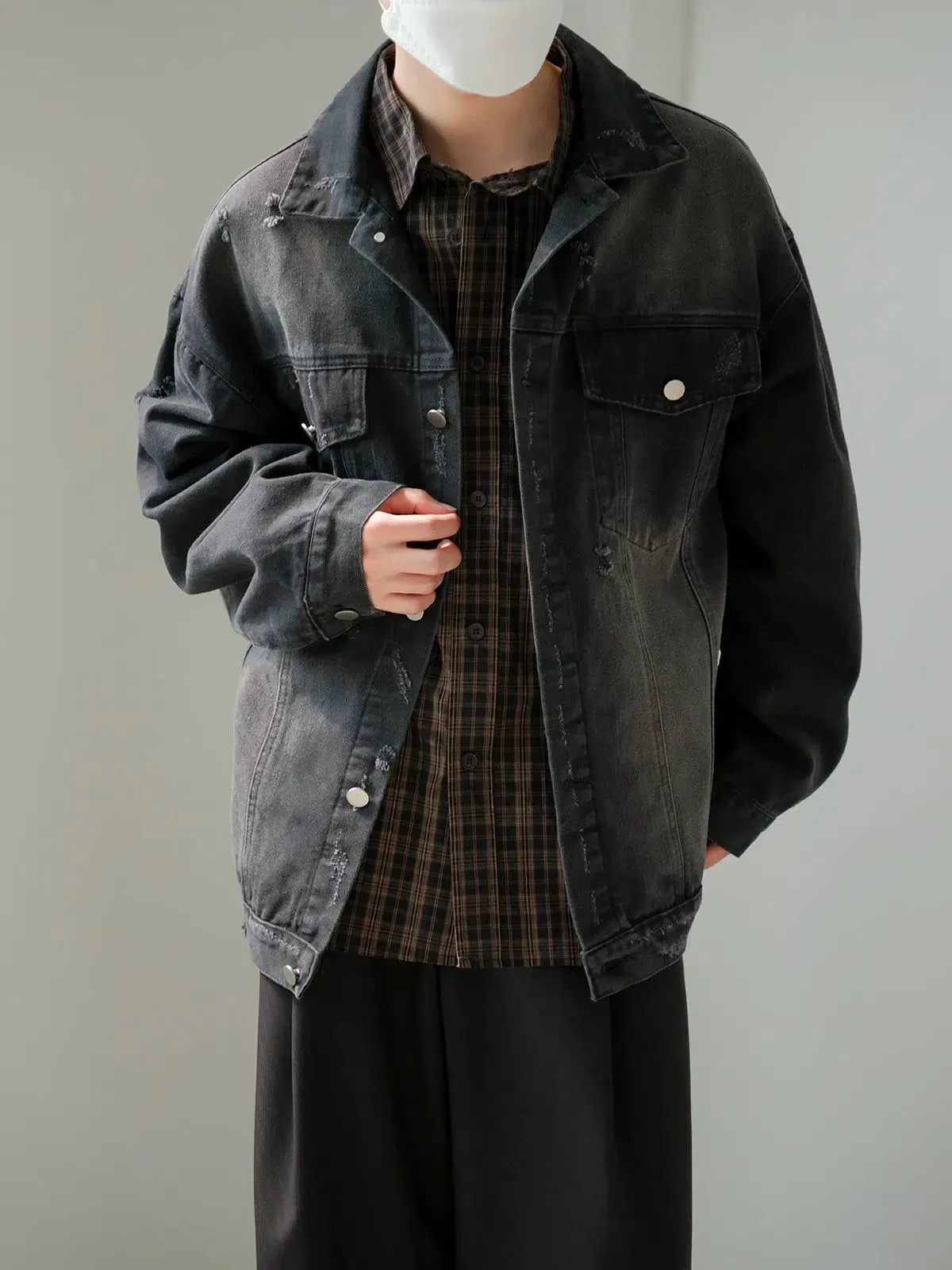 Zhou Distressed Fade Denim Jacket